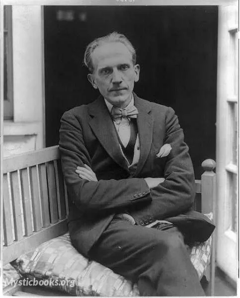 Photo of Milne in 1922