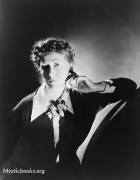 Marianne Moore  image